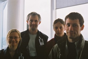 Komanda "Naktsputni" atklāšanas pasākumā.  Foto: Valts Kampiņš